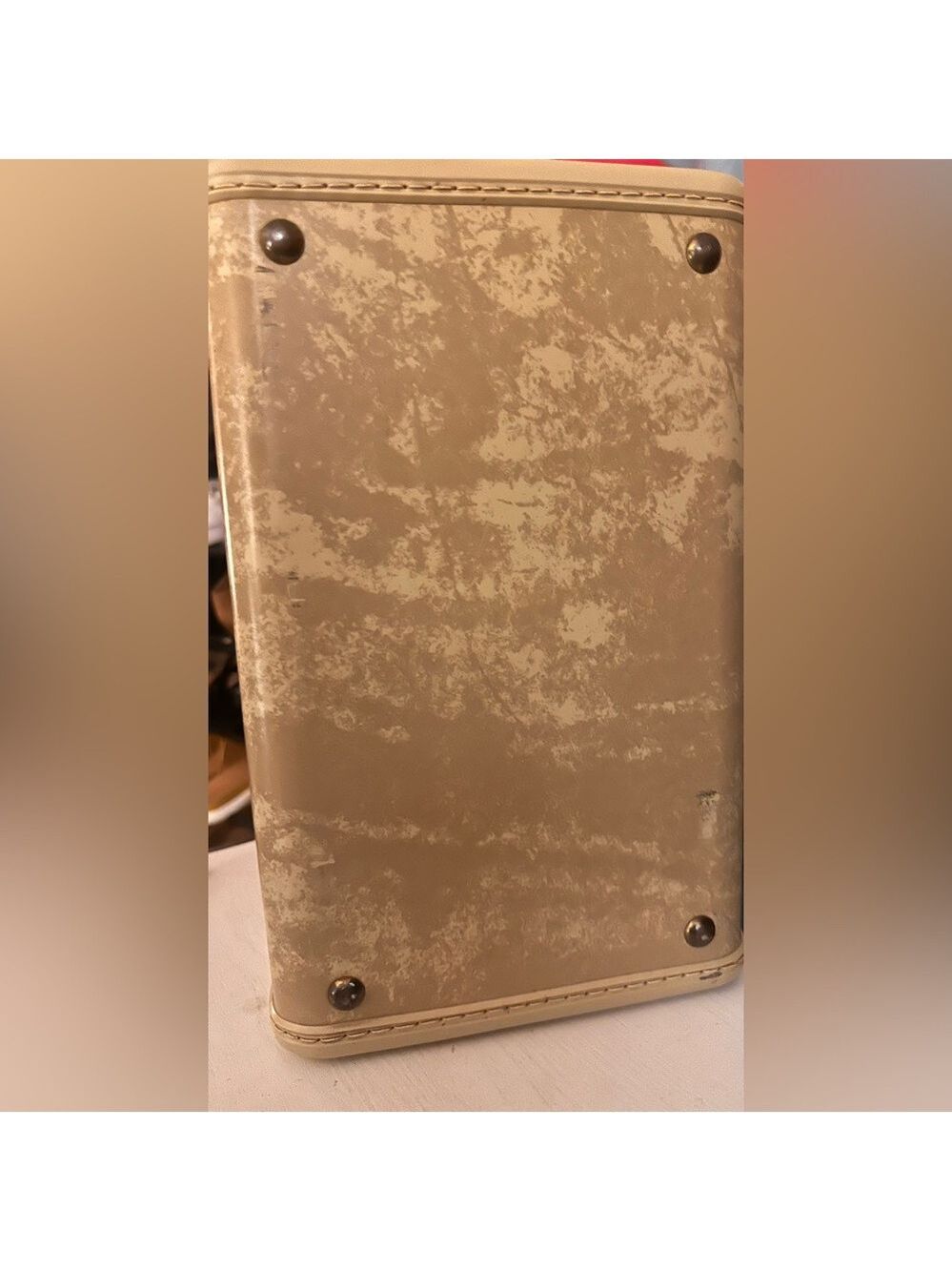 Vintage Samsonite marble Train Case with Gold Hardware - Picture 5 of 10